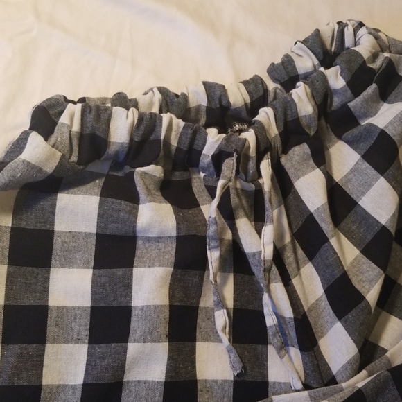 🖤 Plaid Black & White Wide Leg Pants - Picture 3 of 3